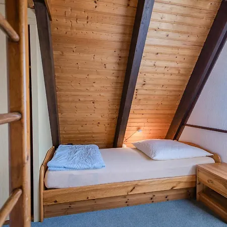 Ferienwohnpark Nurdachhaus Typ 8 Ndt 111 * Immenstaad am Bodensee